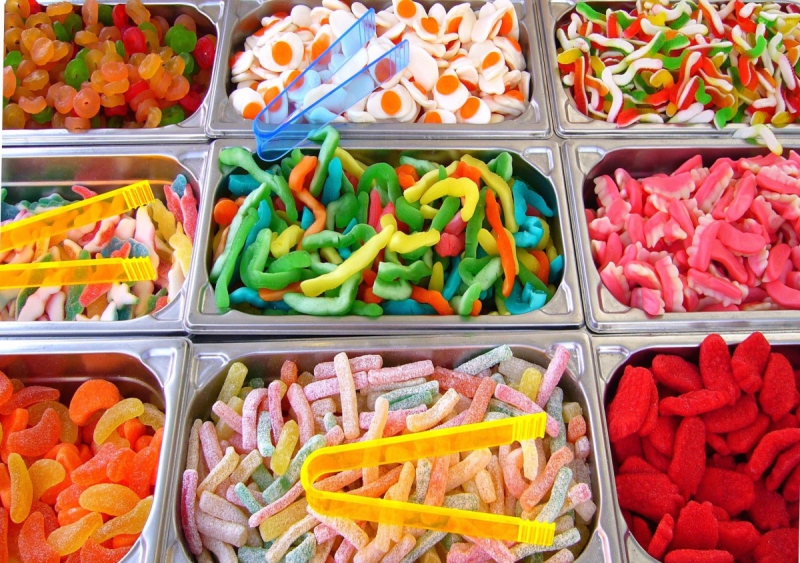 ecommerce-GREOLIERES-min_pick_and_mix_children's_sweets_candy_colorful_treat_confectionery-1020869